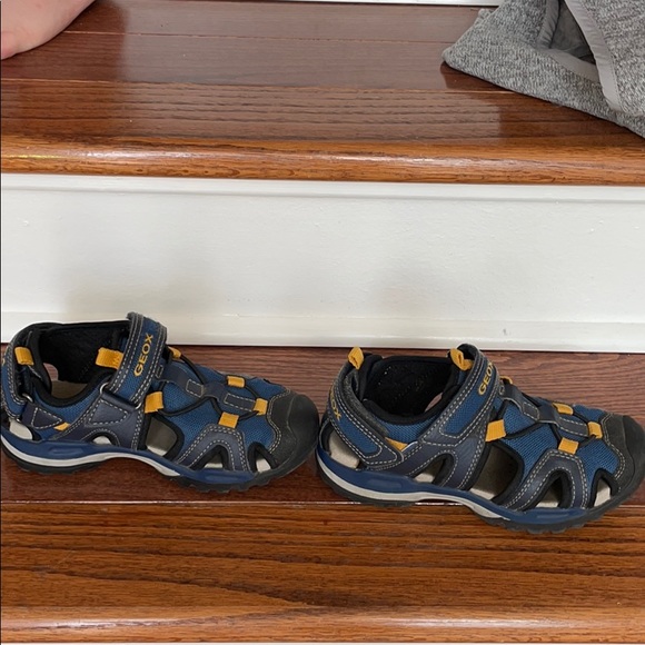 Like new Geox Sandals 12.5US Borealis Boy - Picture 5 of 7